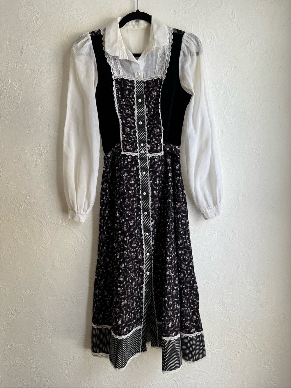 Vintage 1970 Gunne Sax by Jessica Black Floral Calico Sheer Sleeve Prairie Dress